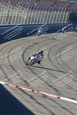 media/Jan-21-2023-Fastrack Riders (Sat) [[fcf3f88a30]]/Level 4/Session 2 Nascar 1/